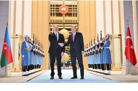 Prezident İlham Əliyev Rəcəb Tayyib Ərdoğanla görüşüb - YENİLƏNİB
