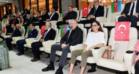 İlham Əliyev və Mehriban Əliyeva “Qarabağ” - “Qalatasaray” oyununa stadionda baxıblar - Yenilənib