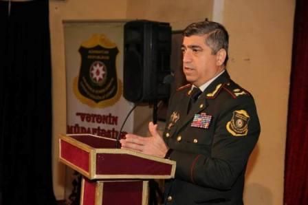 General Orucov Ulu Öndərin məzarını ziyarət etdi