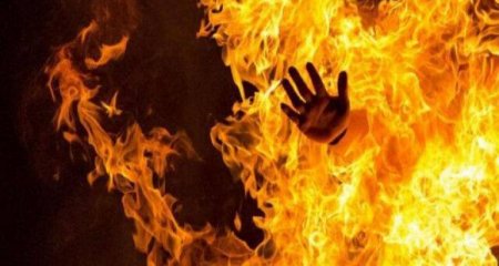 Azərbaycanda dəhşət: Ər-arvad benzin töküb özlərini yandırdılar