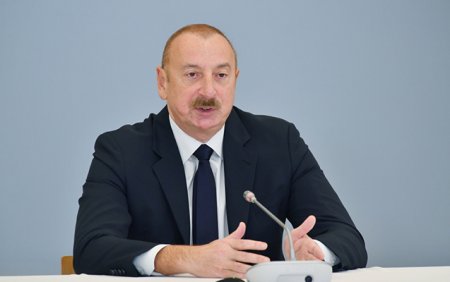 “Sanki özüm öz toyumda iştirak etmədən məni evləndirdilər” – Prezidentdən maraqlı reaksiya - Video