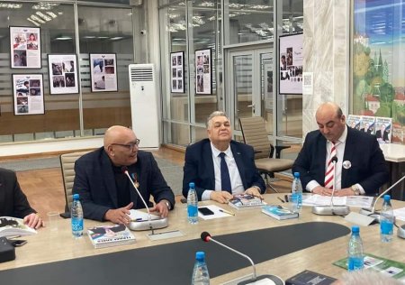 “Çingiz Aytmatov adına İssık-Kul Forumu”nun prezidenti Əsgər Aytmatov “Azərbaycanın dostu” qızıl ordeninə layiq görülüb