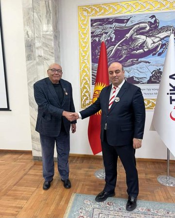 “Çingiz Aytmatov adına İssık-Kul Forumu”nun prezidenti Əsgər Aytmatov “Azərbaycanın dostu” qızıl ordeninə layiq görülüb