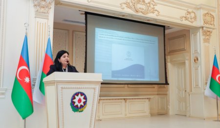 “Üz-çənə və baş-boyun patologiyalarına müasir yanaşma” adlı elmi-nəzəri konfrans keçirilib