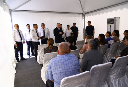 Kamran Əliyev Binəqədidə vətəndaşları qəbul etdi - FOTOLAR