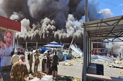 Rusiya Ukraynanın Donetsk vilayətində mağazanı vurub - Ölənlər və yaralananlar var