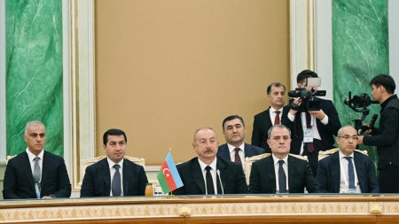 İlham Əliyev Astanada Dövlət Başçılarının görüşündə çıxış etdi (YENİLƏNİB)