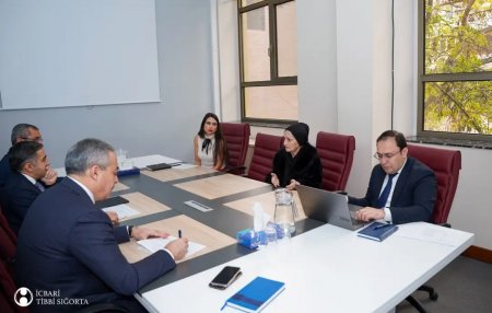  İcbari Tibbi Sığorta üzrə Dövlət Agentliyində XALQ GÜNÜ: Zaur Əliyevin qəbuluna girəndə üzdə intizar, çıxanda sevinc var... 