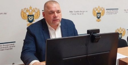 Rusiyada məmur özünü beşinci mərtəbədən atdı