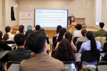 Qarabağ Universitetində psixoloqların peşəkar inkişafına dair layihə icra olunub  
