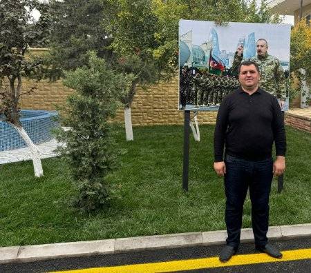 " Hüquq elmində yenilik- 18.06.2025- ci il tarixdə OMBUDSMAN əməkdaşlarının iştirakı ilə 9 saylı cəzaçəkmə müəssisəsində məhkum Rauf Rəhimovun Qanunlar Toplusu kitabının təqdimatı keçirildi "