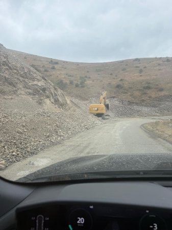 Erməniyə "dağ çəkən" yollar - Saleh Məmmədov Qarabağda möcüzələr yaradır: 44 avtomobil yolu layihəsinin tikintisi yerinə yetirilir