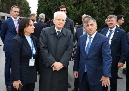 İtaliya prezidenti Şəhidlər xiyabanında - FOTOLAR