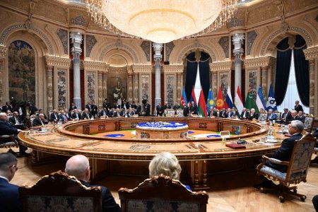 Prezident MDB Dövlət Başçıları Şurasının geniş tərkibdə iclasında iştirak etdi - Fotolar