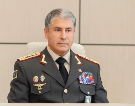 Xoyskidən Eyvazova qədər gedilən möhtəşəm yol  - Hər ayın biri nazir işinə vətəndaş qəbulu ilə başlayır..